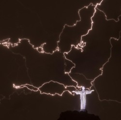 Mengaku Yesus, Pria Ini Lakukan Serangan Brutal-Lukai 7 Biarawan