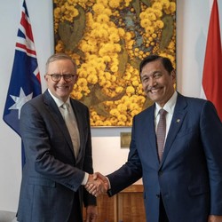 Demi Jadi Raja Baterai, Luhut: RI Impor Lithium Australia