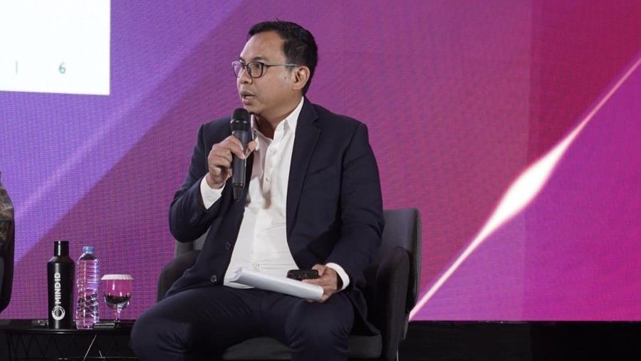 Holding Industri Pertambangan atau MIND ID berkomitmen untuk terus mengejar capaian dalam mewujudkan Net Zero Emition dalam setiap ruang lingkup operasional Anggota Holding dengan melakukan program-program strategis berkelanjutan. Hal tersebut disampaikan dalam helatan Economic Outlook 2023 yang berlangsung di JS Luwansa, Jakarta Selatan (12/02)