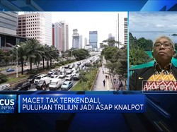 Jakarta Macet Parah, Warga "Enggan" Pakai Angkutan umum?