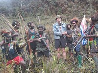 Penampakan Pilot Susi Air Disandera OPM di Hutan Papua