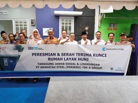 Krakatau Steel Serahkan Rumah Layak Huni Program Bedah Rumah