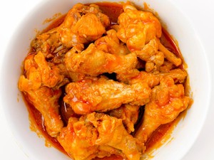 Menu Harian Ramadan 8: Ampela Ayam Bumbu Jahe hingga Ayam Masak Tomat yang Pedas Manis