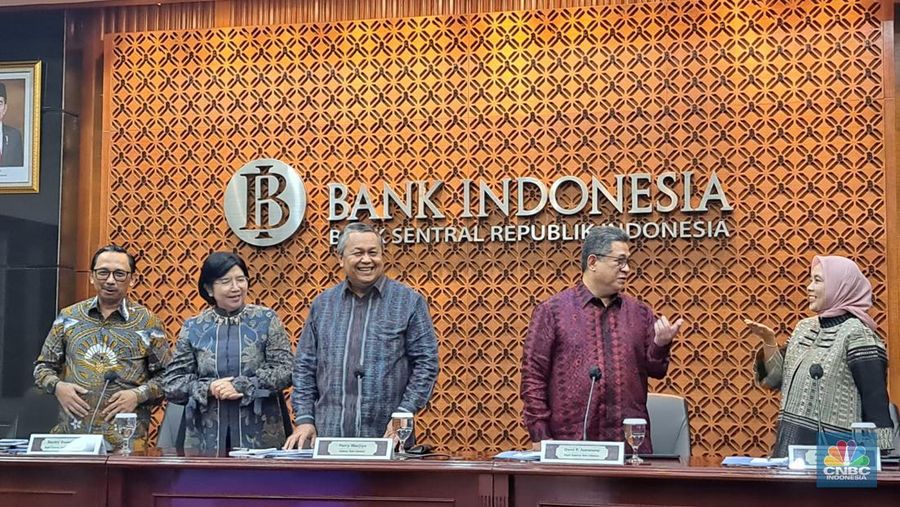 Jajaran Dewan Gubernur Bank Indonesia. (CNBC Indonesia/Anisa Sopiah)