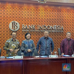 BI Semakin Dilema Bulan Ini: Bertahan Atau Kerek Suku Bunga?