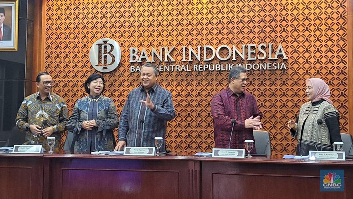 Jajaran Dewan Gubernur Bank Indonesia. Jajaran Dewan Gubernur Bank Indonesia. (CNBC Indonesia/Anisa Sopiah)