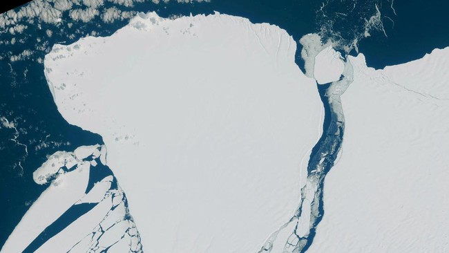 Lubang Gravitasi di Antartika Makin Kuat, Air Laut Bergeser