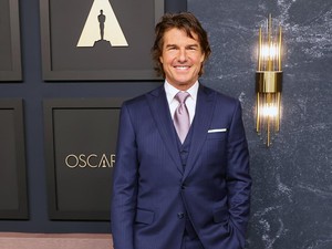 Tom Cruise Panik Penthouse-nya Diterjang Badai Milton Maha Dahsyat, Ternyata...