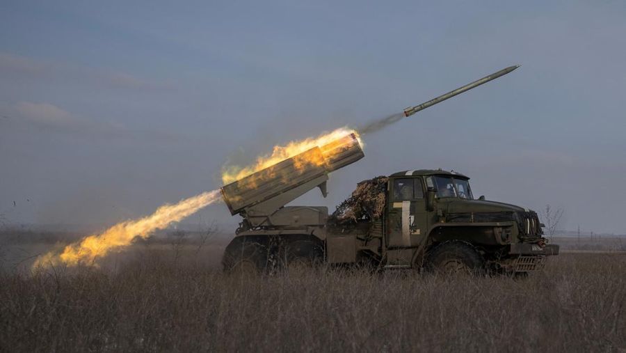 Ukrainian servicemen fire a BM-21 Grad multiple launch rocket system towards Russian positions on a frontline near the town of Marinka, amid Russia's attack on Ukraine, in Donetsk region, Ukraine, February 7, 2023. REUTERS/Marko Djurica     TPX IMAGES OF THE DAY