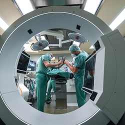 Dokter Dicari dan Dipuji, Tapi Kok Banyak yang Bunuh Diri?