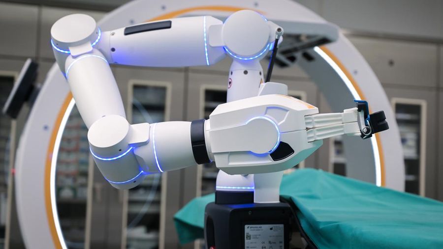 15 February 2023, Saxony-Anhalt, Halle (Saale): A robotic arm as a new assistant in the operating room. The Bergmannstrost Hospital in Halle is putting a new robotic surgical operating system into operation. It also features a 3D imaging robot and a digital navigation system. Photo: Heiko Rebsch/dpa (Photo by Heiko Rebsch/picture alliance via Getty Images)