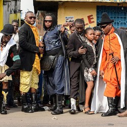 Mengenal Komunitas La Sape di Kongo, Hidup Miskin Tapi Gaya