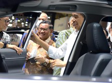 Jokowi Jadi Bapak Otomotif RI, Gimana Kinerja Industrinya?