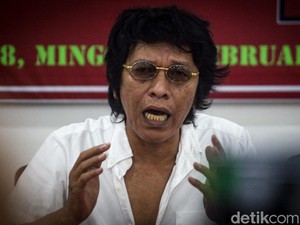 Minta Pendemo Dilepaskan, Adian PDIP: Mereka Sayang Konstitusi