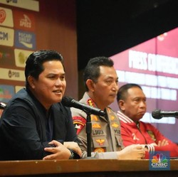 2 Menteri Urus PSSI, Sebegitu Penting Sepak Bola Pak Jokowi?