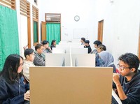 Ayo Ngaku! Survei: Orang Asia Suka 'Pura-Pura' Sibuk Kerja