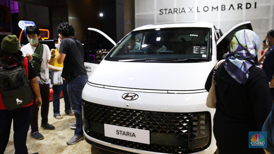 Indomobil Plaza membawa sejumlah produsen mobil pada pameran IIMS 2023 salah satunya Pabrikan Jerman Audy. Dengan membawa sejumlah mobil unggulannya salah satunya mobil mewah Q8 3.0 TFSI). (CNBC Indonesia/Tias Budiarto)