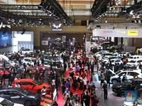 Leasing Targetkan Kredit Kendaraan Terbang 25%, Ini Alasannya
