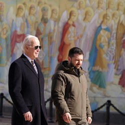 Laporan Investigasi: Zelensky Curi Dana Bantuan AS Rp 5,9 T