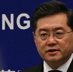 Misteri 'Hilangnya' Menlu China, Digantikan Sahabat Luhut