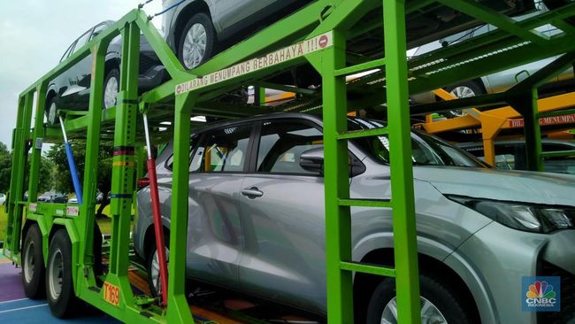 Toyota-Daihatsu Saling Sikut, Mobil Ini Sah Jadi Raja Jalanan RI 2025