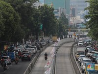 DKI Makin Macet Parah, Jalur TransJakarta Disikat Pengendara