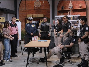 Kantor Lapor Pak! Diserang Komplotan Mafia