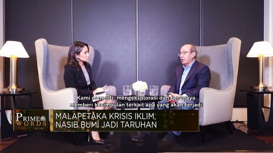 Mantan Presiden Meksiko Felipe Calderon, dalam wawancara eksklusif Prime Words mengusung tema Krisis Iklim Bikin Bumo 'Menggigil', Bye-bye Energi Fosil pada Rabu (22/2). (Tangkapan Layar CNBC Indonesia TV)
