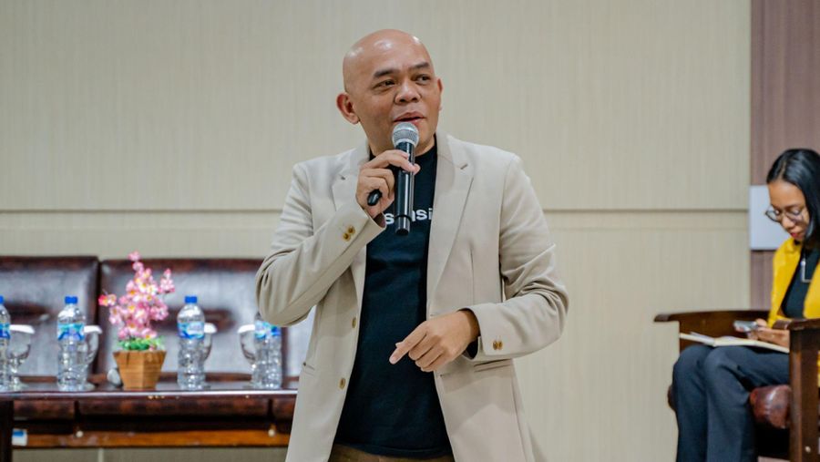 Allo Bank dan InvestasiKu Kembali mengadakan literasi keuangan digital melalui acara Allo Invest Goes to Campus. Acara ini berlangsung Bersama Kampus Universitas Kristen Indonesia, Cawang, Jakarta Timur pada Kamis (23/2). (Dok. InvestasiKu)