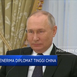 Putin Menerima Diplomat Tinggi China