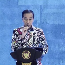 Tabungan Orang RI Naik Rp690 T, Jokowi: Itu Tidak Boleh!
