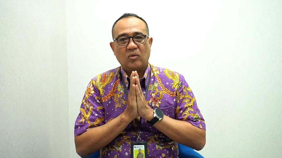 Pejabat pajak Rafael Alun Trisambodo yang merupakan orang tua dari Mario Dandy Satrio, tersangka penganiayaan anak pengurus pusat GP Ansor akhirnya buka suara. Dia meminta maaf kepada sejumlah pihak atas perbuatan yang telah dilakukan anaknya.