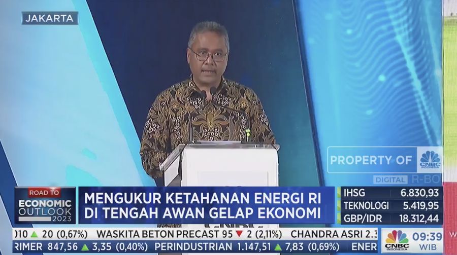 SVP Strategy & Investment PT Pertamina Persero Daniel S. Purba, dalam Energy & Mining Outlook 2023 mengusung tema