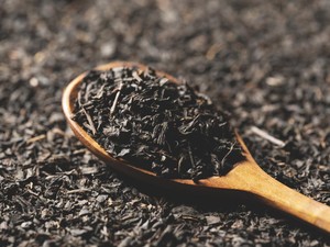 Ternyata Ampas Teh Banyak Manfaatnya, Bersihkan Kaca hingga Hilangkan Bau