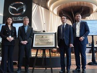 Tingkatkan Penjualan, Mazda Resmikan Kantor Pusat di Jakarta