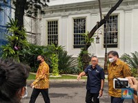 Jokowi Larang Medsos Sekaligus Ecommerce, Ini Alasannya