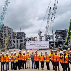 Dorong Hilirisasi, MIND ID Kejar Progres Smelter Manyar