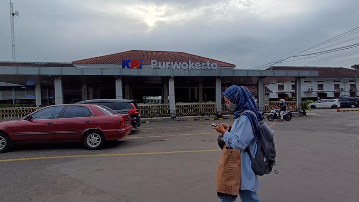 Suasana Stasiun Purwokerto, Jumat (24/2/2023). Suasana Stasiun Purwokerto, Jumat (24/2/2023).