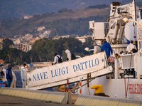 Ngeri! Puluhan Mayat Terdampar di Pantai Italia, Ada Apa?