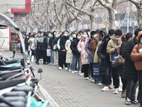 Jutaan Warga China Tiba-Tiba Berebut Jadi PNS, Ada Apa?