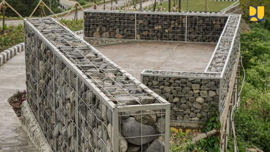 Indonesia akan punya Patung Yesus tertinggi dengan nama  Patung Kristus Penyelamat di Puncak Bukit  Sibea-bea setinggi 61 meter, Samosir Sumatera Utara. Sebelumnya ada  Monumen Yesus Memberkati di Manado, Sulawesi Utara. (Dok. Kementerian PUPR)