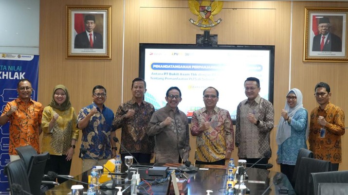 Jasa Marga & PTBA Lanjutkan Pengembangan PLTS di Jalan Tol Jasa Marga & PTBA Lanjutkan Pengembangan PLTS di Jalan Tol