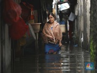 Awas Hujan Ekstrem Hantam Wilayah RI, BMKG Ungkap Penyebabnya