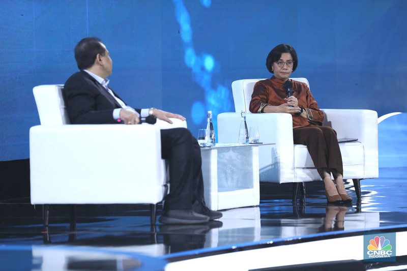 Economic Outlook 2023 dengan tema Economic Outlook 2023 dengan tema