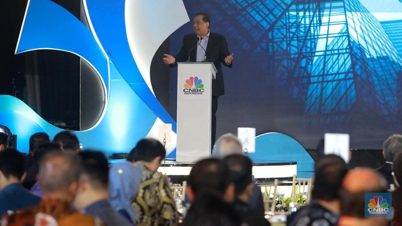 Economic Outlook 2023 dengan tema 