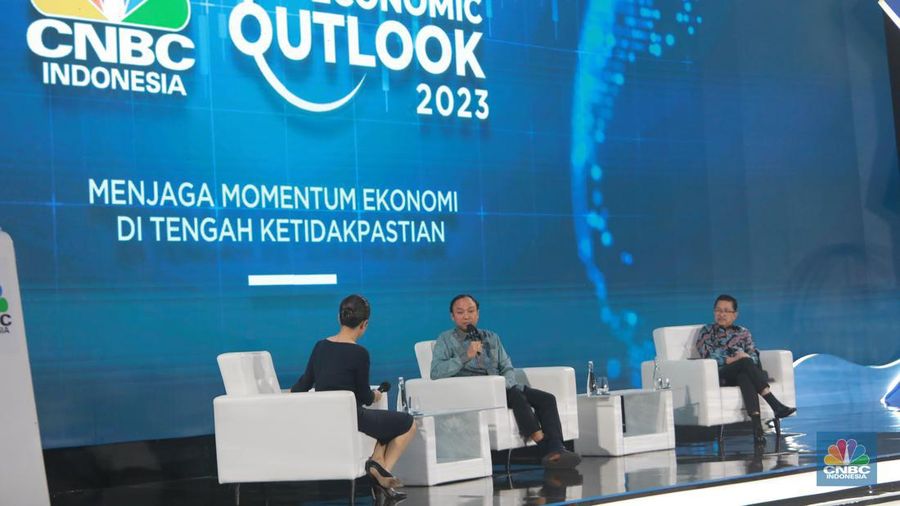 Economic Outlook 2023 dengan tema 