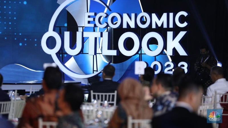 Economic Outlook 2023 dengan tema 