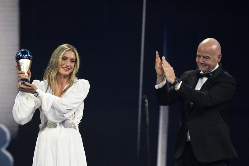 France Soccer FIFA Awards Argentina's Lionel Messi receives the Best FIFA Men's player award during the ceremony of the Best FIFA Football Awards in Paris, France, Monday, Feb. 27, 2023. (AP Photo/Michel Euler)