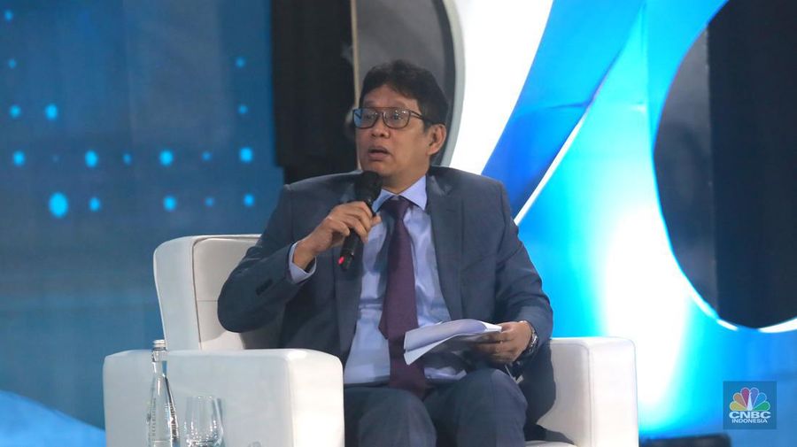 Ketua Dewan Komisioner LPS, Purbaya Yudhi Sadewa dalam Economic Outlook 2023 dengan tema 