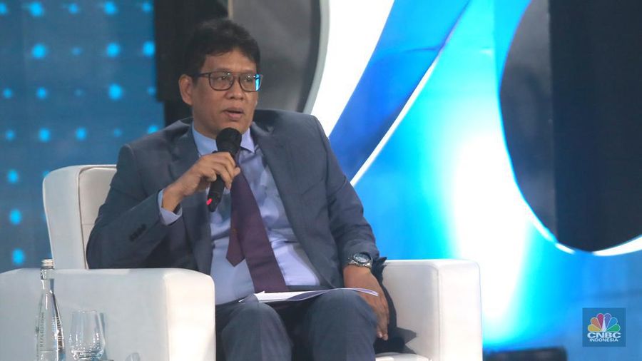 Ketua Dewan Komisioner LPS, Purbaya Yudhi Sadewa dalam Economic Outlook 2023 dengan tema 